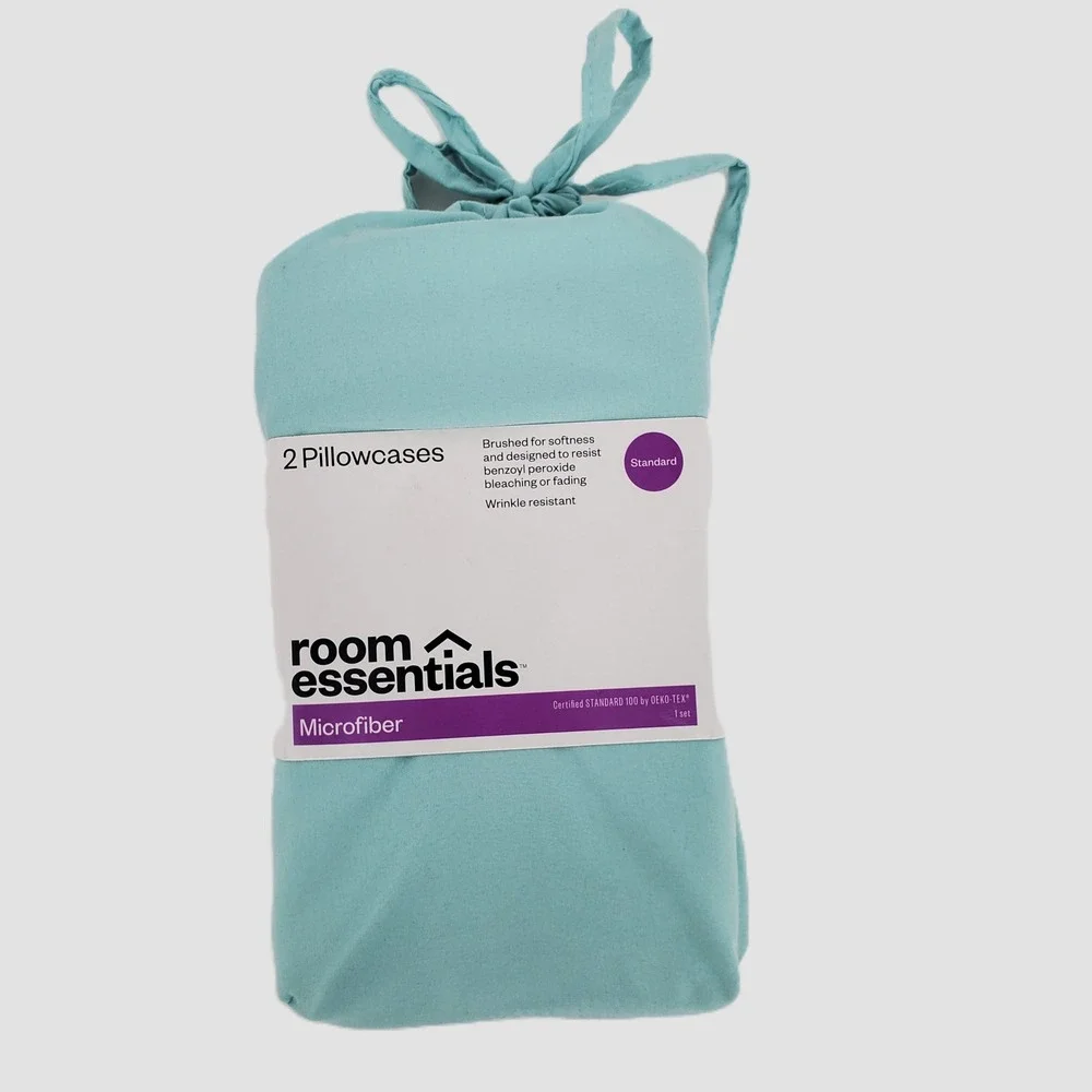 Room Essentials Aqua Blue Microfiber Standard Pillowcase 2pk Wrinkle Resistant‎